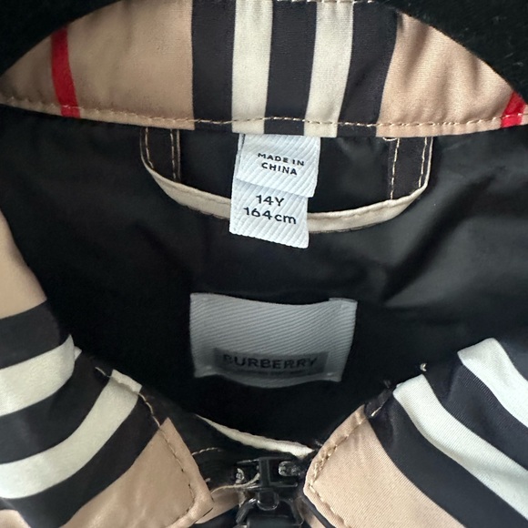 Burberry Kids Jacket - Picture 3 of 3